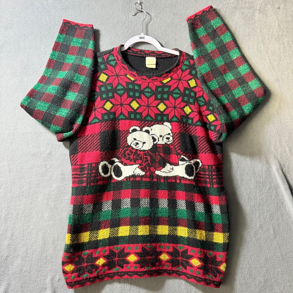 Vintage Holiday Time Christmas Sweater Bear Plaid Snowflake Red Green Medium
